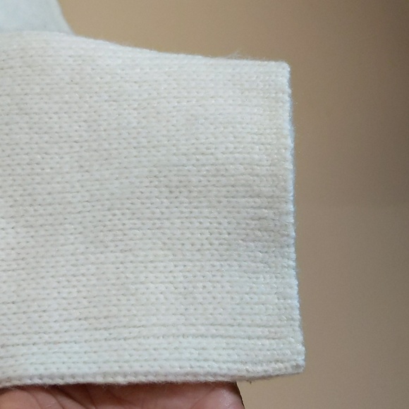 Joe Fresh|NWT White Crew Neck Sweater Acrylic Blend With Some Recycled Materials - Picture 4 of 14